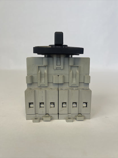 ALLEN BRADLEY 194-A25-3753 DISCONNECT SWITCH 25A 600VAC SER B 10HP4