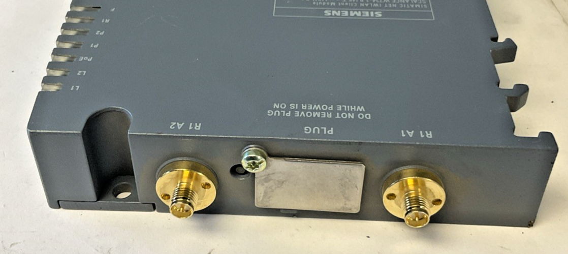 SIEMENS 734-1FX00-0AB0 SCALANCE MODULE W700 24VDC 0.25A4