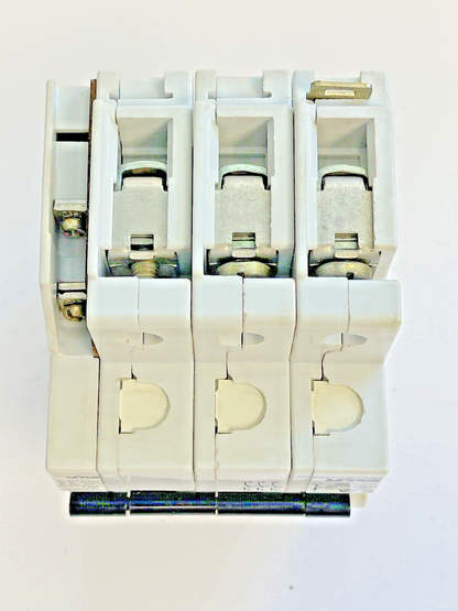 FUJI - CP6 3DU2 -2A MANUAL MOTOR CONTROLLER - 480/277 VAC & CP6 H1U AUX CONTACT8