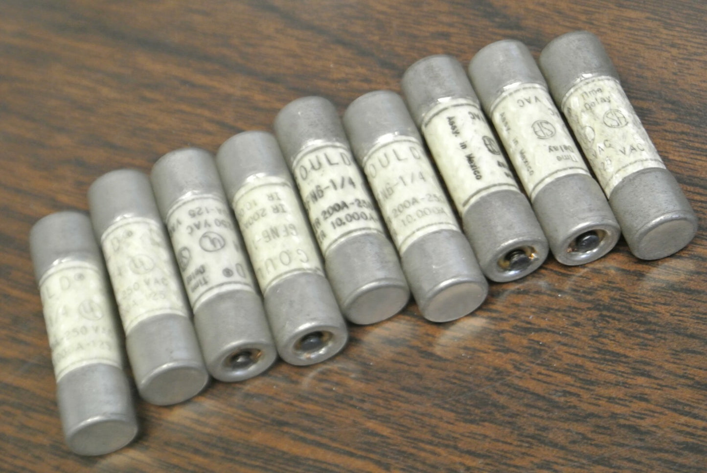 LOT of 9 / GOULD GFN6-1/4 TIME-DELAY FUSES / 6-1/4A / 250VAC0