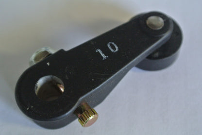 GE CR215GL10 - LIMIT SWITCH ROLLER LEVER 1.5" RADIUS .075 DIA. x .28" WIDE - NEW3