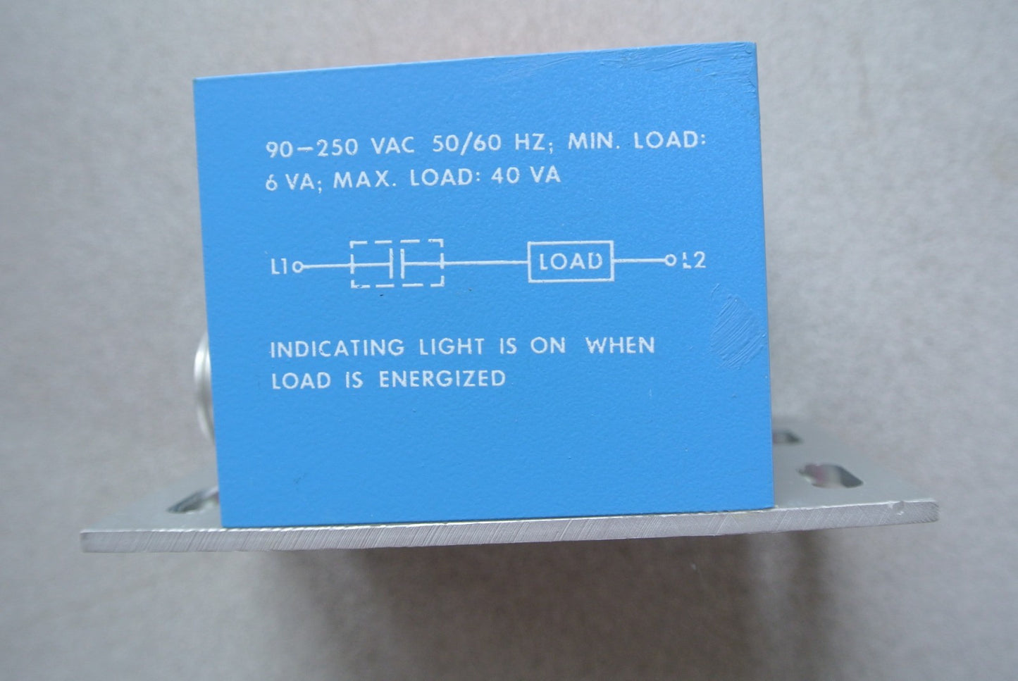 ISSC 9803-38 - SOLID STATE METALLIC PROXIMITY SWITCH - 90-250VAC, 6VA3