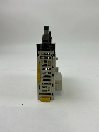 OMRON CJ1W-OD233 OUTPUT UNIT 24VDC 0.5A2