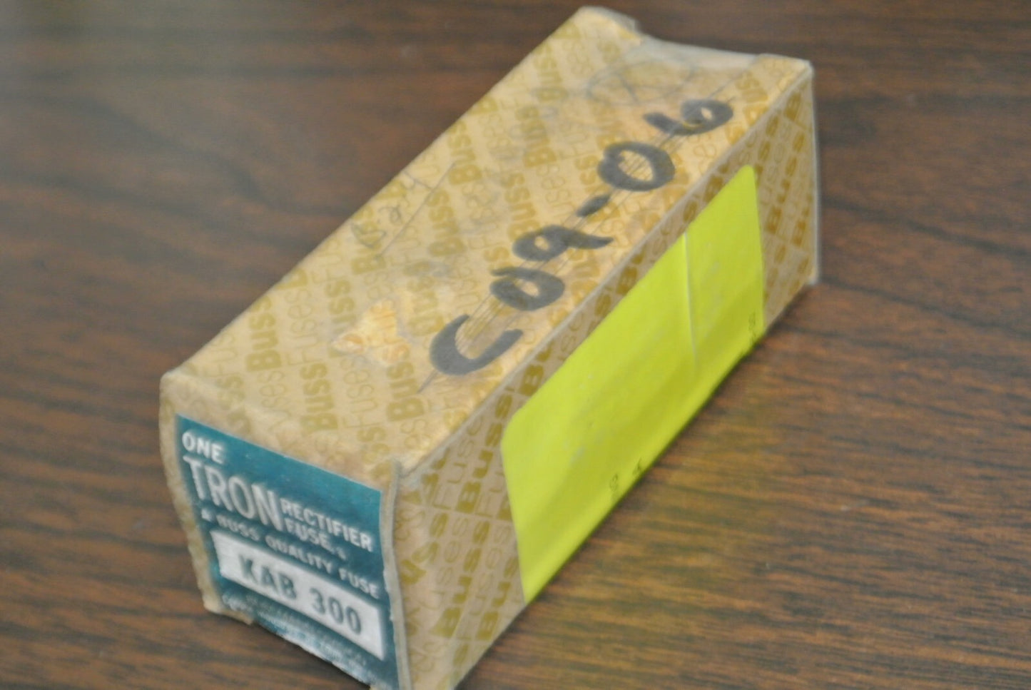 BUSSMANN / TRON KAB300 RECTIFIER FUSE / 300A / 250V / NEW SURPLUS in BOX6