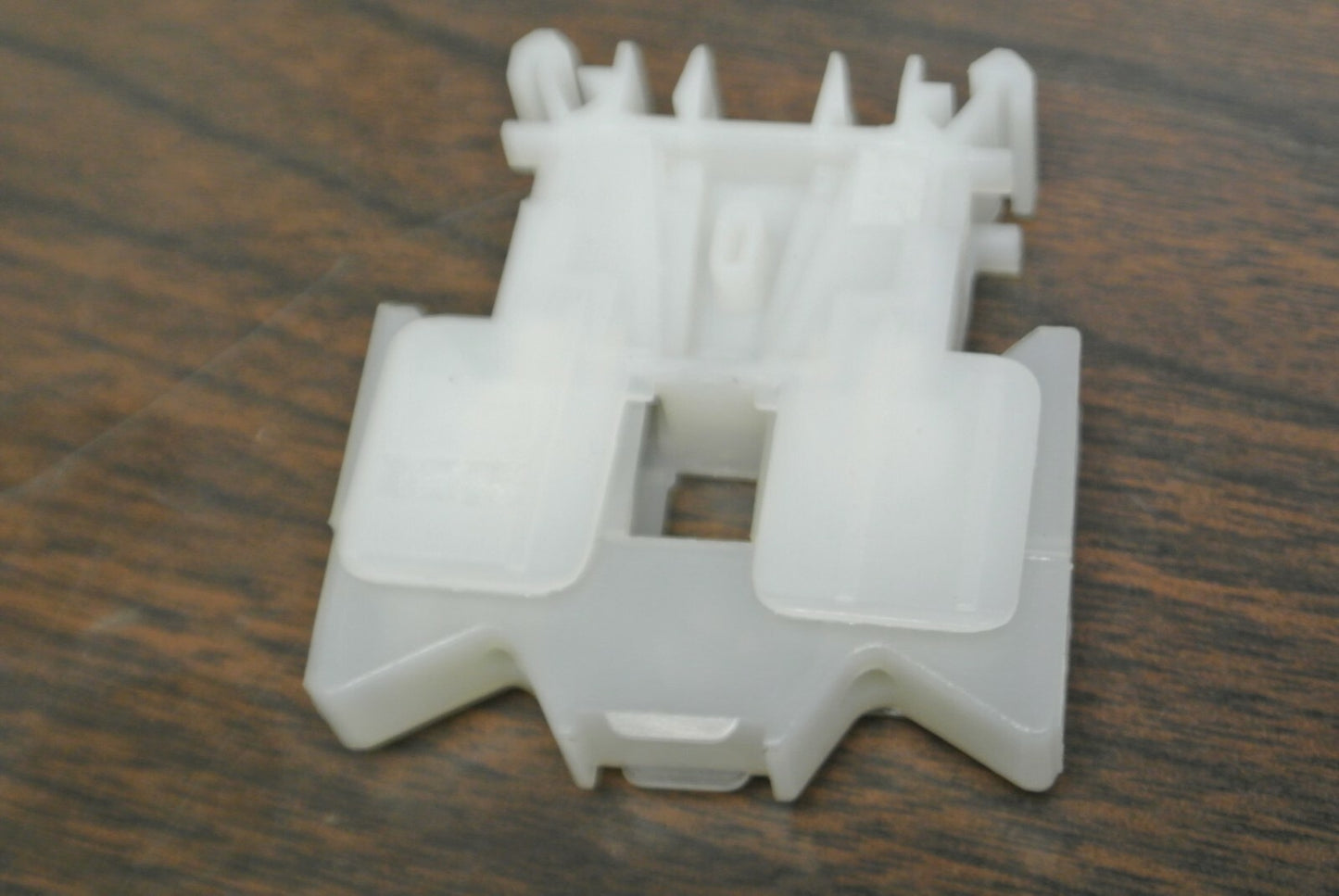 BUSS NDNLFD1-WH / FUSE HOLDER / 15A / 600V / DIN RAIL MOUNT / NEW SURPLUS2