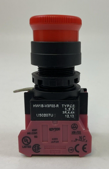 IDEC HW1B-V3F02-R TWIST LOCK PUSH BUTTON0
