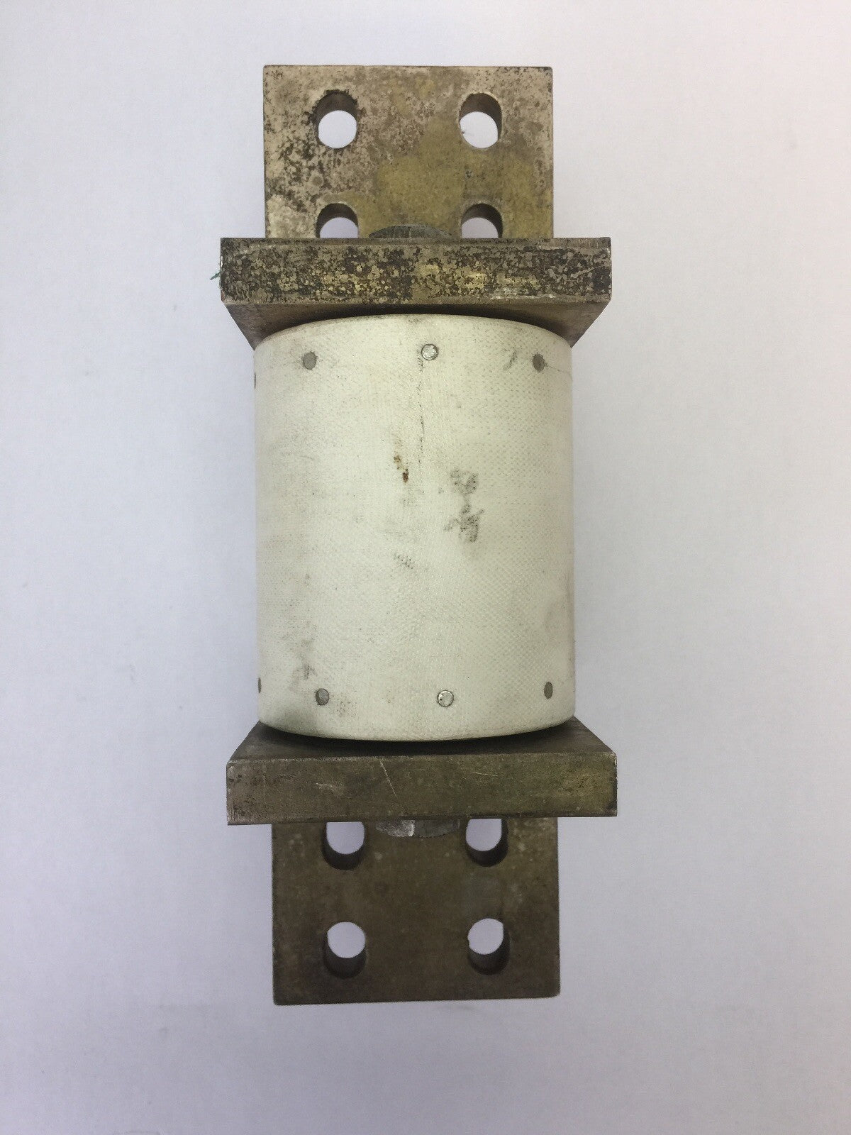 GOULD SHAWMUT AMPTRAP A70P1800-226 FUSE 1800 AMP 700VAC TYPE 226 FORM 1013