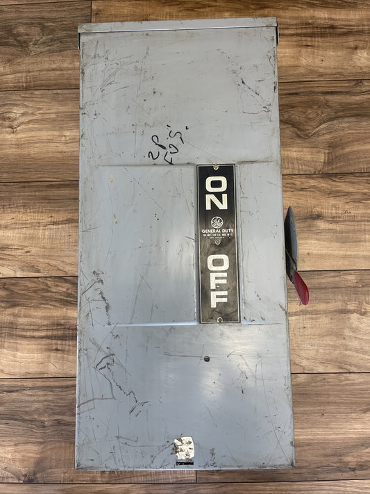 GE TG3224RH MOD 7 FUSIBLE SAFETY SWITCH 2POLE 200A 240VAC 15HP TYPE 3R RAINPROOF0