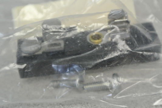 CUTLER-HAMMER C340FB1 FUSE BLOCK  / NEW SURPLUS0