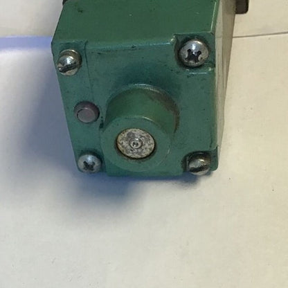 NUMATICS 153SS515M019M61 SOLENOID VALVE 24VDC 25A 150PSIG-AIR 6.0WATTS6