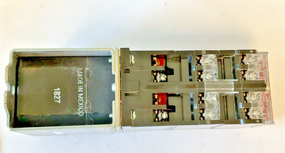 ALLEN BRADLEY 700S-DCPK1020Z24 SAFETY RELAY SER.E 600VAC7