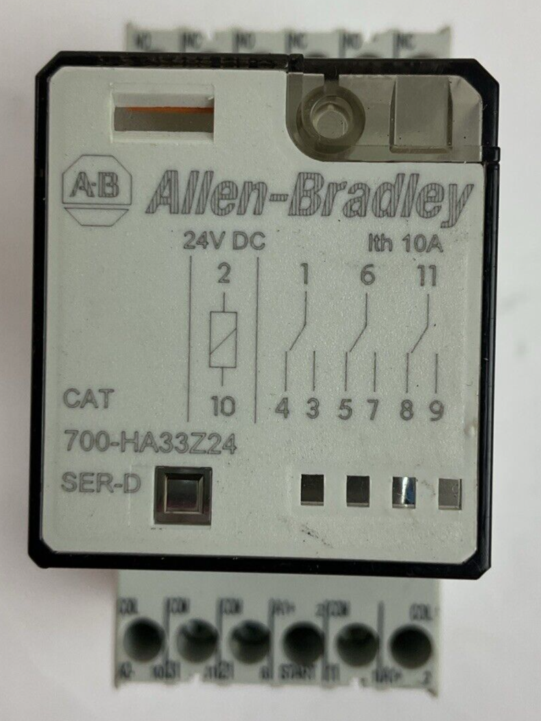ALLEN BRADLEY 700-HA33Z24 SER D RELAY 700-HN205 SER A RELAY SOCKET 10A 300V0