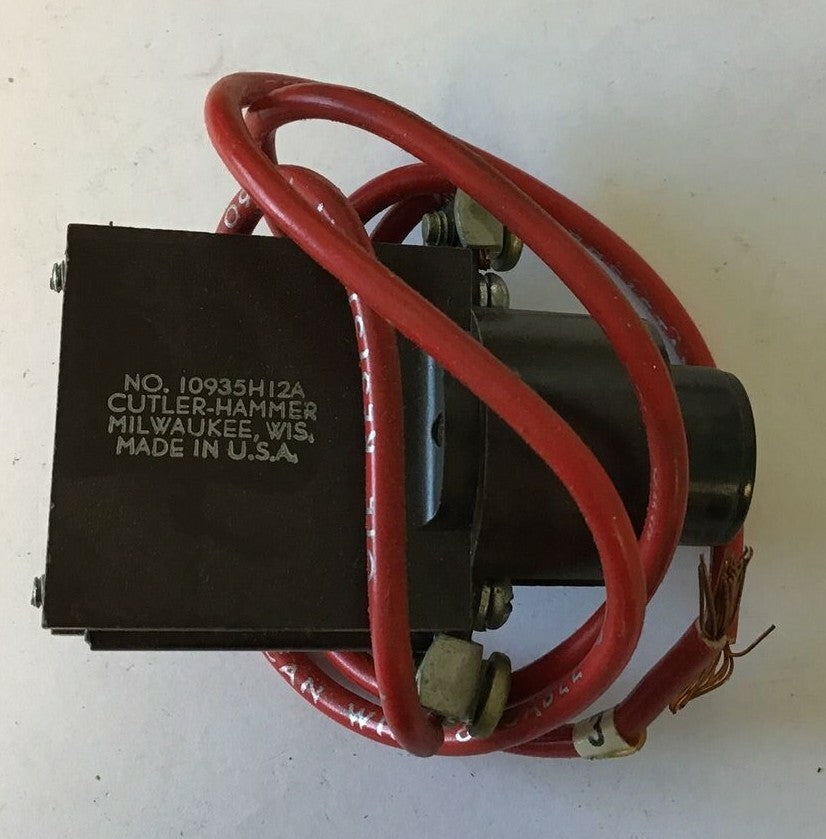 CUTLER HAMMER 10935H12A PUSHBUTTON 2