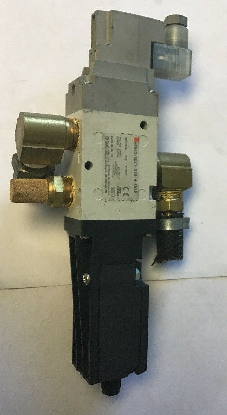  SMC VP542-5DZ1-03N-M-X536 SOLENOID VALVE W/ OMRON D4N-9B31 LIMIT SWITCH0