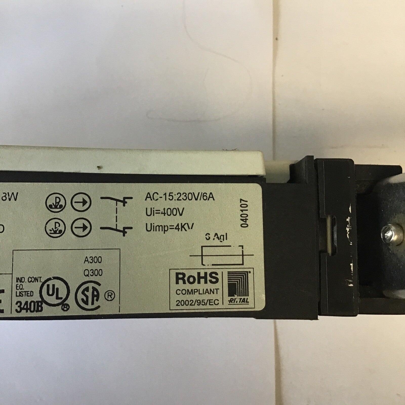 RITTAL SZ 2418 SAFETY DOOR INTERLOCK 24VDC 400V 4KV3