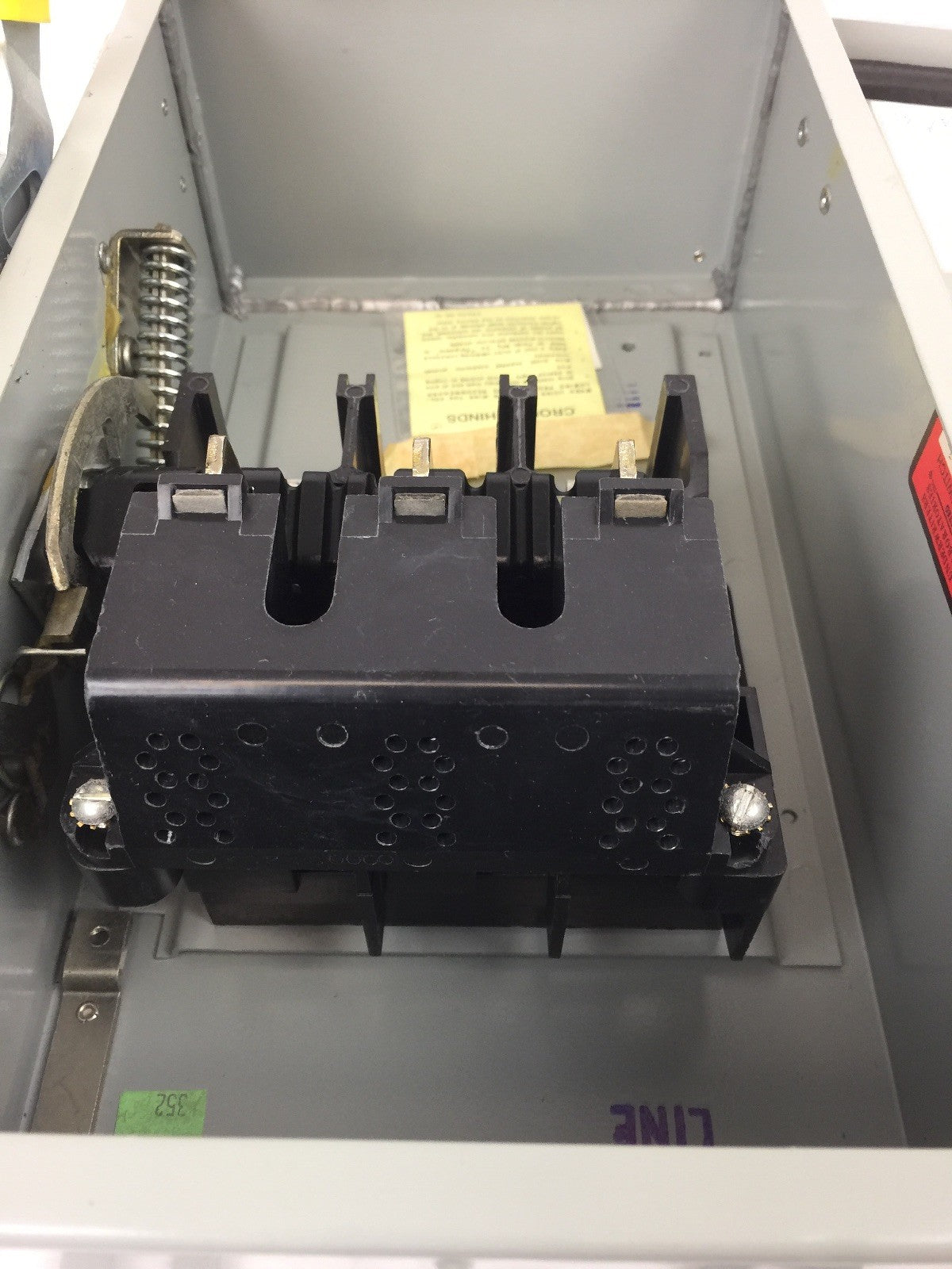 CROUSE-HINDS HU361AJ SAFETY SWITCH 30 AMPS 600 VAC 3 POLE NO NEUTRAL NO FUSES11