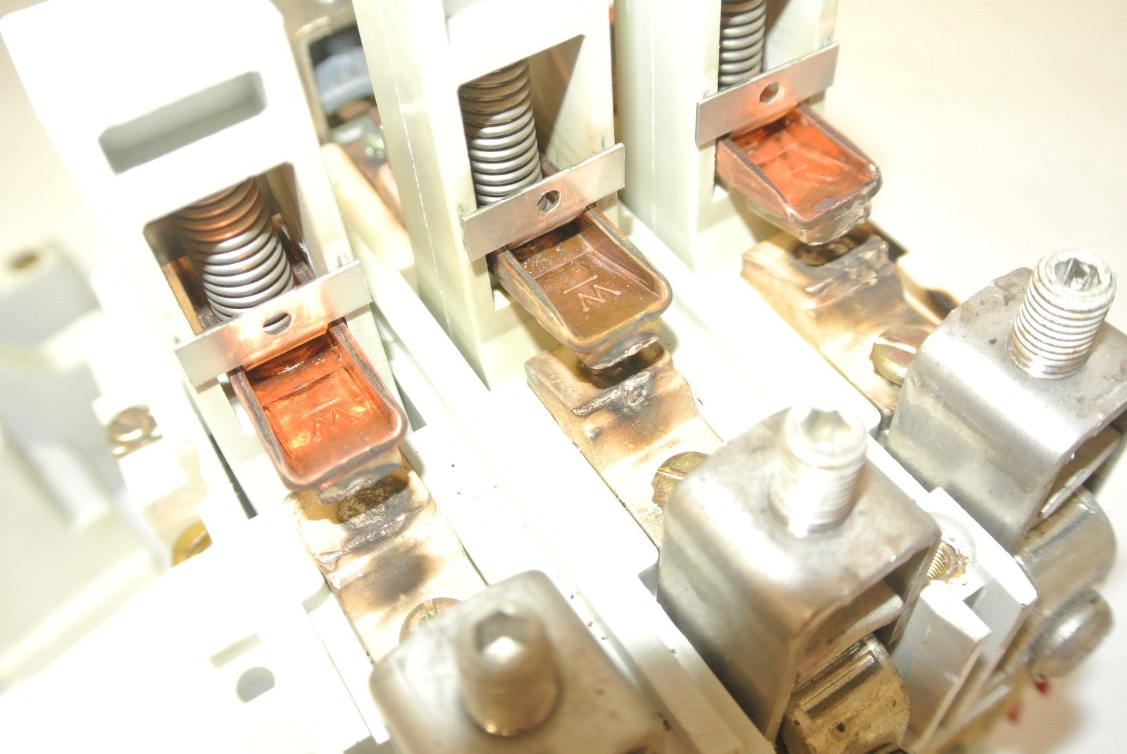 WESTINGHOUSE A201KFC MODEL K - AIR CONDITIONING MOTOR CONTROL SIZE 4DP 120V COIL8