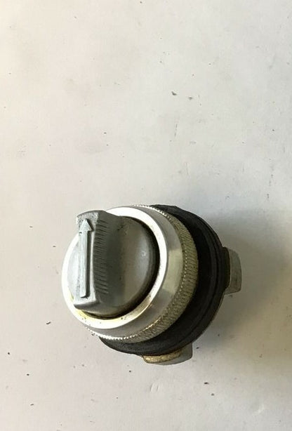 CLARK ZDA-C3A SELECTOR SWITCH OPERATOR OILTIGHT TYPE HO 600VAC2