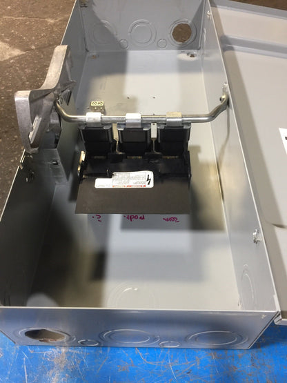 MURRAY GU324 SAFETY SWITCH 240 VAC 250 VDC 200 AMP 60 MAX HP 3 PHASE TYPE 110