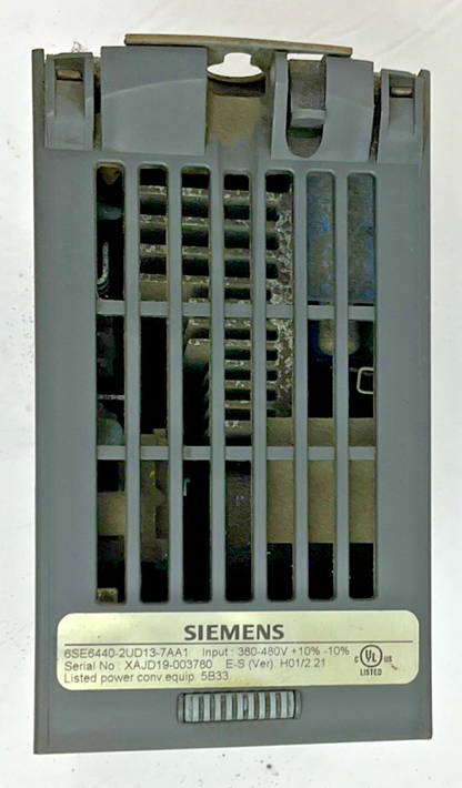 SIEMENS 6SE6440-2UD13-7AA1 FREQUENCY INVERTER MICRMASTER 440 VER. H01/2.2111