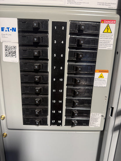 EATON PRL1a 100AMP 208Y/120V 3PH PANELBOARD W/ 20A (18)CIRCUIT BREAKERS2