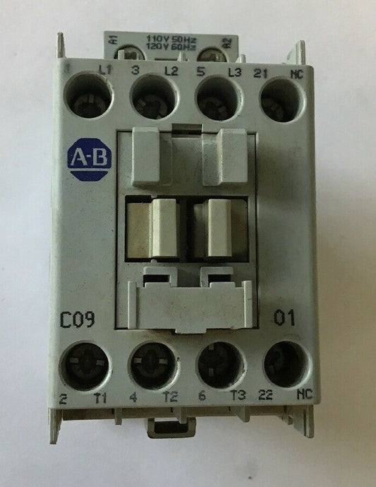 ALLEN BRADLEY 100-C09*01 SER.A 600VAC MAX 32A  CONTACTOR0