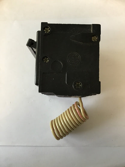 ITE QG3-B015 NEUTRAL SWITCH CIRCUIT BREAKER 15AMP 120/240VAC 4