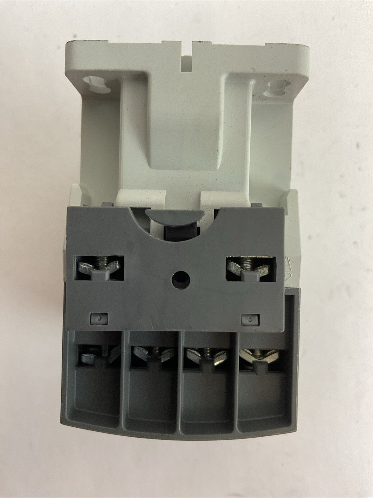 ABB AF09Z-30-01-21 CONTACTOR 600VAC 25A 3PH 7.5HP 24-60V 50/60HZ 20-60VDC4