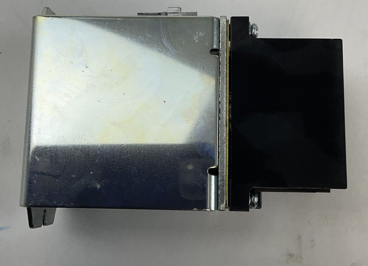 ALLEN BRADLEY 700DC-P000Z24  24VDC CONROL RELAY SER.E 20A 600VAC9