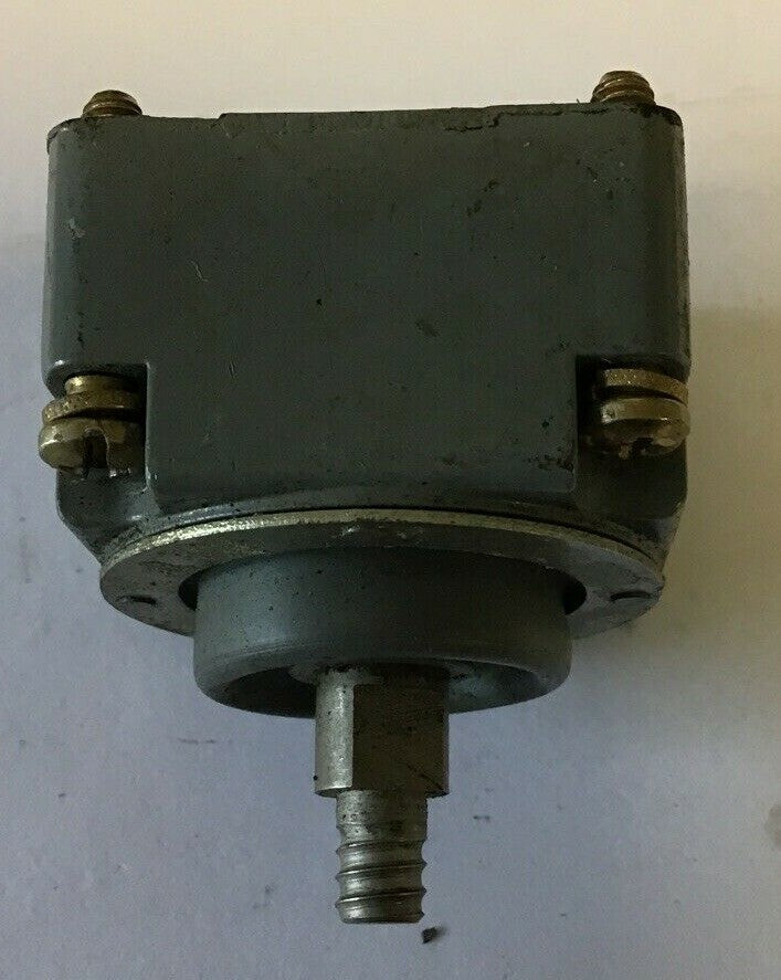 CUTLER HAMMER E50DW1 SER.A1 LIMIT SWITCH HEAD3