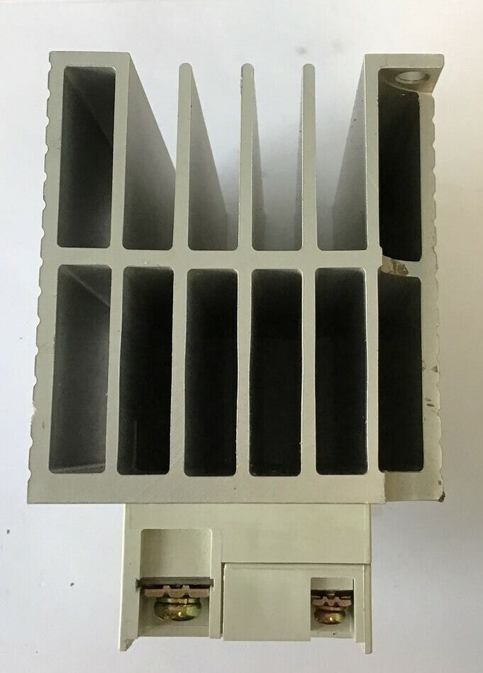 FUJI SS501-3Z-D3 SOLID STATE CONTACTOR 240VAC 50A5