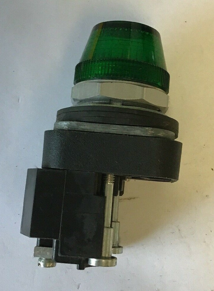 ALLEN BRADLEY 800T-P16G SER. U GREEN PILOT LIGHT 120V 50/60HZ, 755 LAMP3