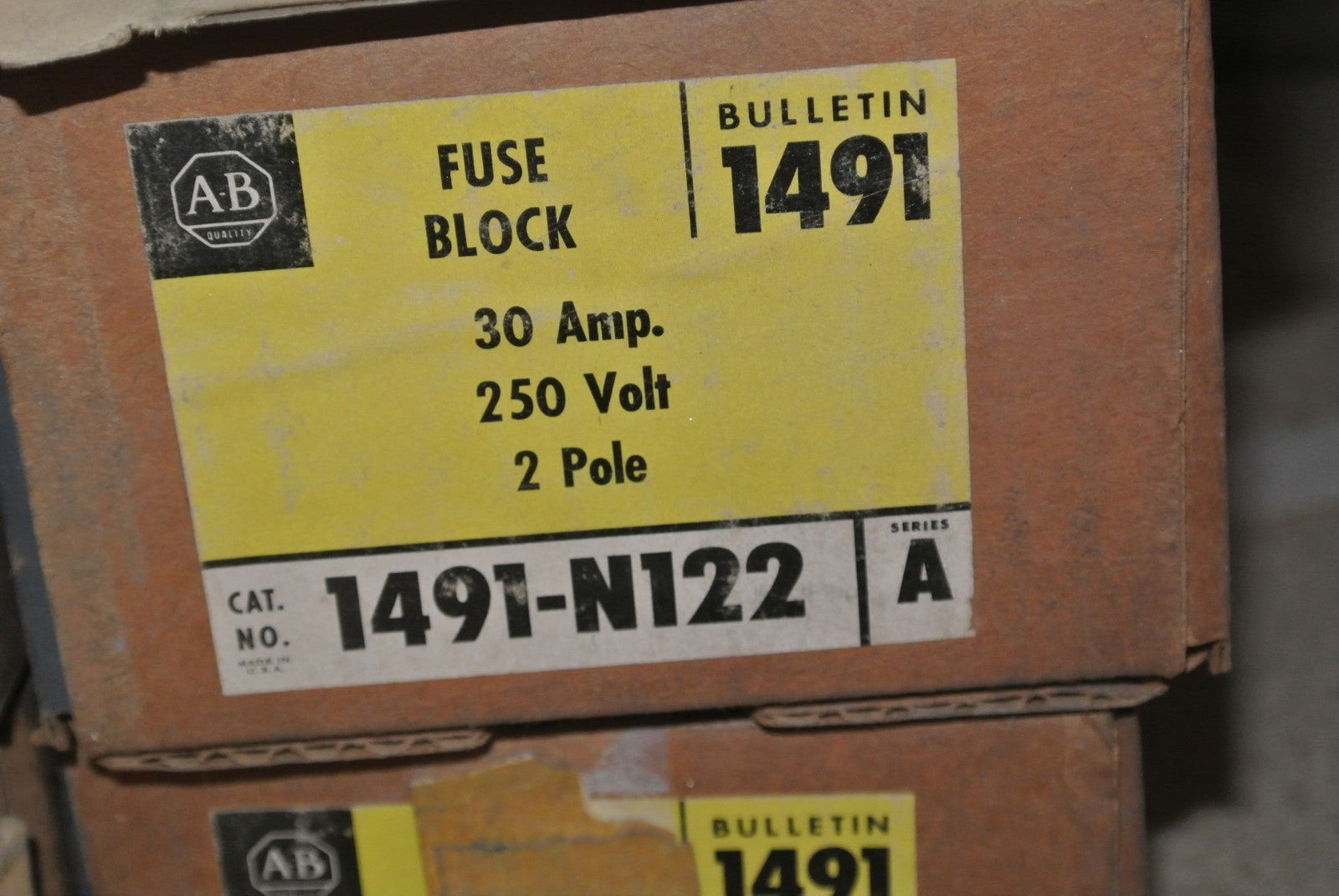 ALLEN-BRADLEY 1491-N122 CERAMIC FUSE BLOCK 30A, 250V, 2-POLE - NEW SURPLUS 7