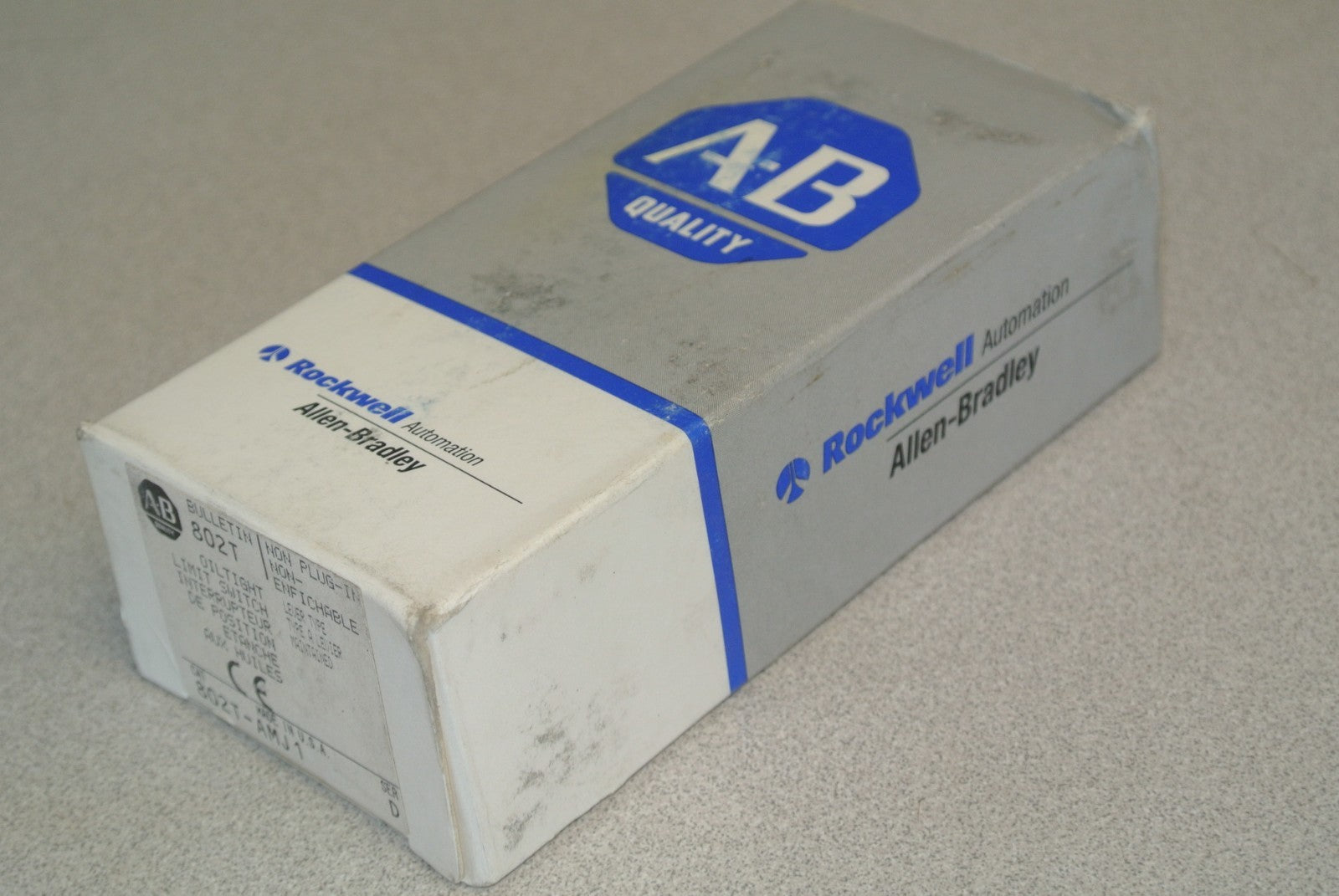ALLEN-BRADLEY 802T-AMJ1 OILTIGHT LIMIT SWITCH / LEVER TYPE / MAINT / NEW SURPLUS9