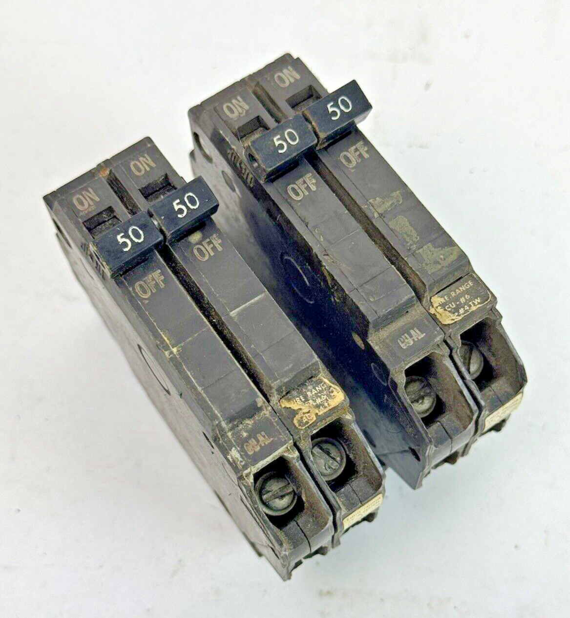 GE *LOT OF 2* - THQP250 - COMMON TRIP CIRCUIT BREAKERS - 2 POLE, 50 A, 240 VAC0
