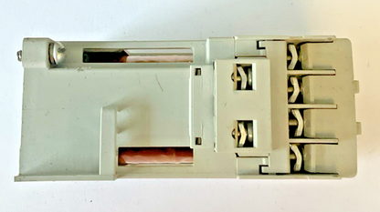 ALLEN BRADLEY 100-C16Z*400 CONTACTOR SER.B 600VAC 32A6