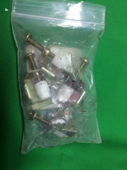 *LOT OF 4* ALLEN BRADLEY 77135-166-55 MOUNTING CLIPS 77135166551