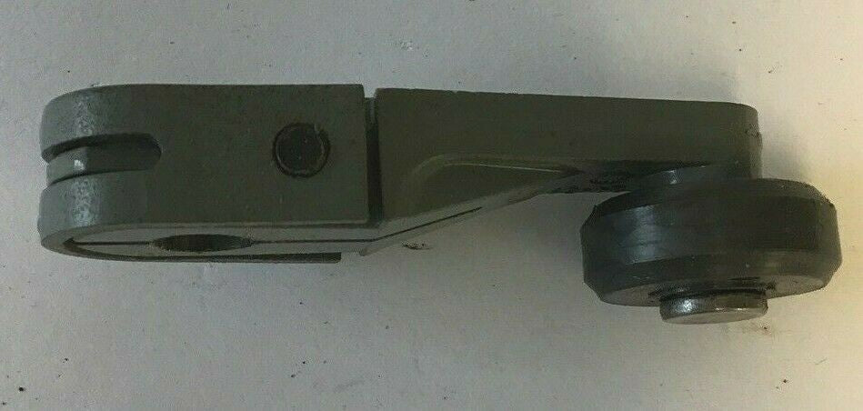 CUTLER HAMMER 10316H200B ROTARY LEVER 3