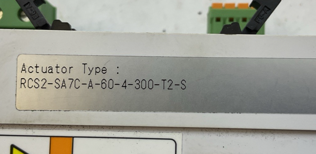 IAI SCON-C-60A-NP-2-1 SERVO CONTROLLER OUTPUT 0-135V RCS2-SA7C-A-60-4-300-T2-S2