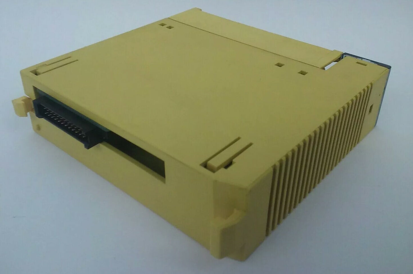 FANUC AID16D, TYPE A03B-0819-C104 INPUT MODULE, 24VDC (LOT 0F 2) MISSING DOOR3