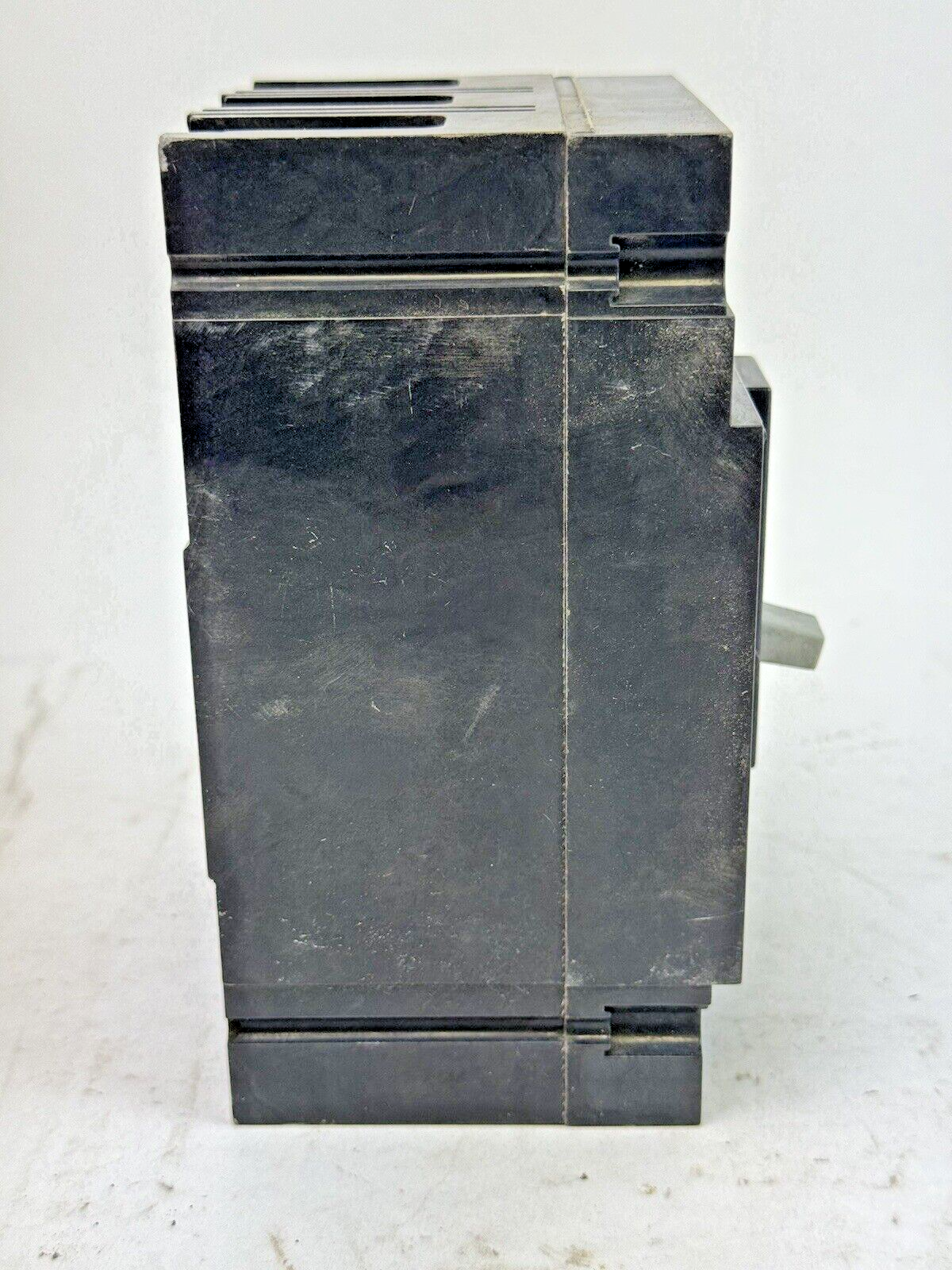 GE - TED134YT100A - MOLDED CASE SWITCH - 3 POLE, 100 A, 480 VAC4