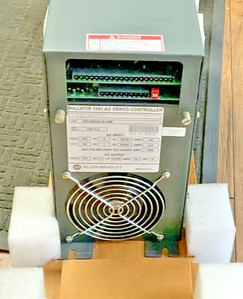 ALLEN BRADLEY 1391-DES45-DI-AQB AC SERVO CONTROLLER 230V 3PH 50/60HZ 38A9