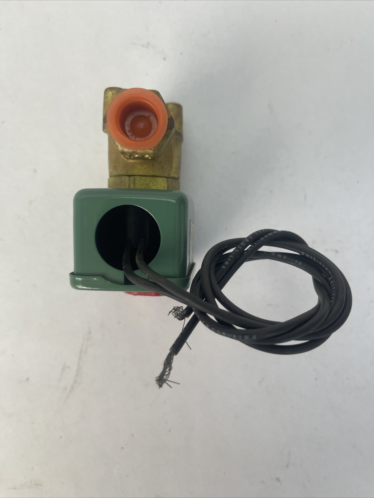 ASCO 8263C2 SOLENOID VALVE 220/240V 50/60HZ 6WATTS4