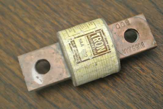 BUSS / BUSSMANN KAA800 RECTIFIER / SEMICONDUCTOR FUSE / 800A / 130V0
