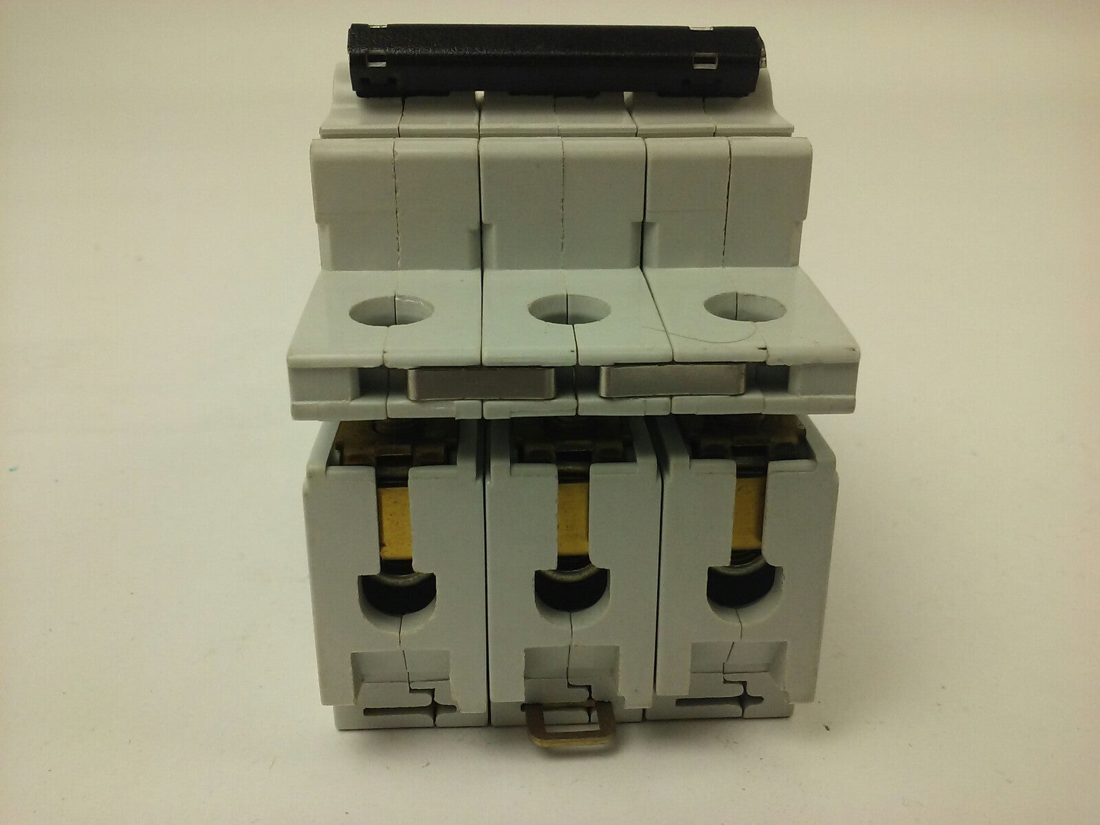 ABB, S273-K20A, CIRCUIT BREAKER, 3P, 277/480VAC, 10KA, 20A, VDE0660, NEW SURPLUS2