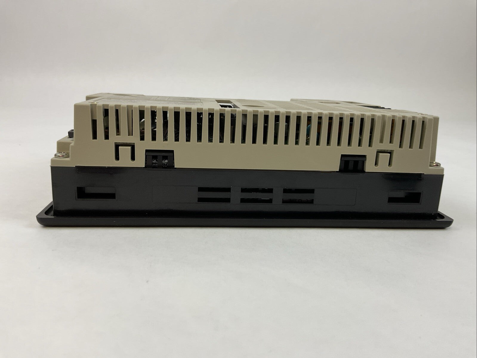 OMRON NS5-MQ11B-V2 INTERACTIVE DISPLAY 24VDC 15W8