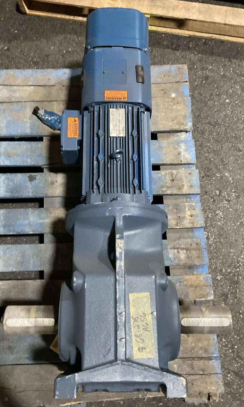 SEW-EURODRIVE K97 DRE132M4BE11HR/AV1H GEAR MOTOR HZ 60 rpm 1755 V266/460Y0