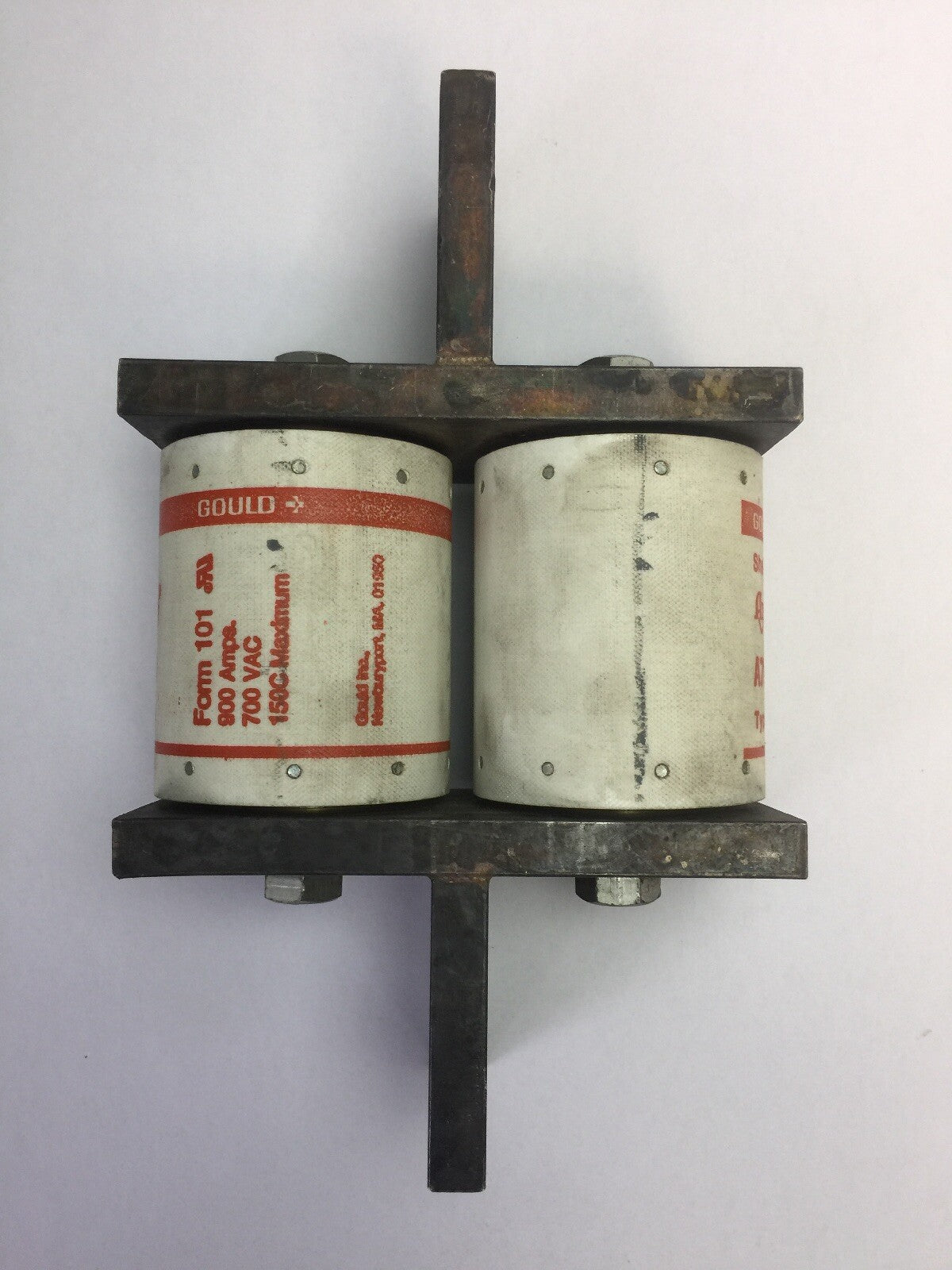 GOULD SHAWMUT AMPTRAP A70P1800 FUSE 1800 AMP 700VAC TYPE 226 FORM 1015