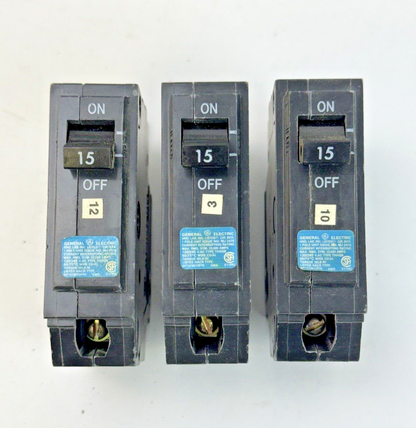 GE **LOT OF 3** THHQB1115 - CIRCUIT BREAKER - 1 POLE, 15 A, 240 VAC1