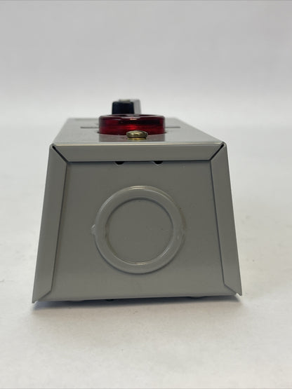 SIEMENS FURNAS 50HA3YC3 CONTROL STATION W/1 PILOT LIGHT & 1 SELECTOR SWITCH6